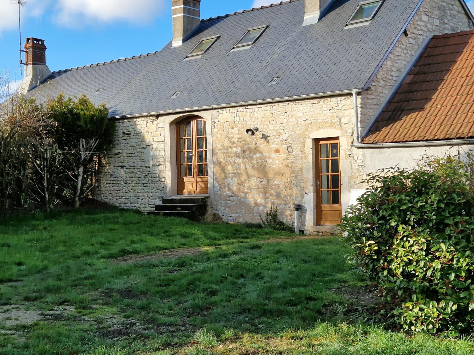 Gite Les Frenes Avec Pre Dans Joli Hameau Vermenton 외부 사진